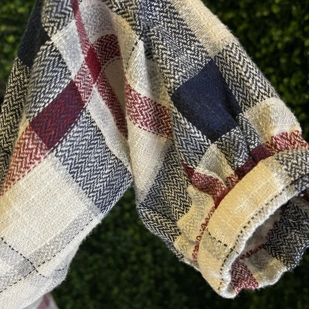 Doe & Rae Blouse - Picture 5 of 8